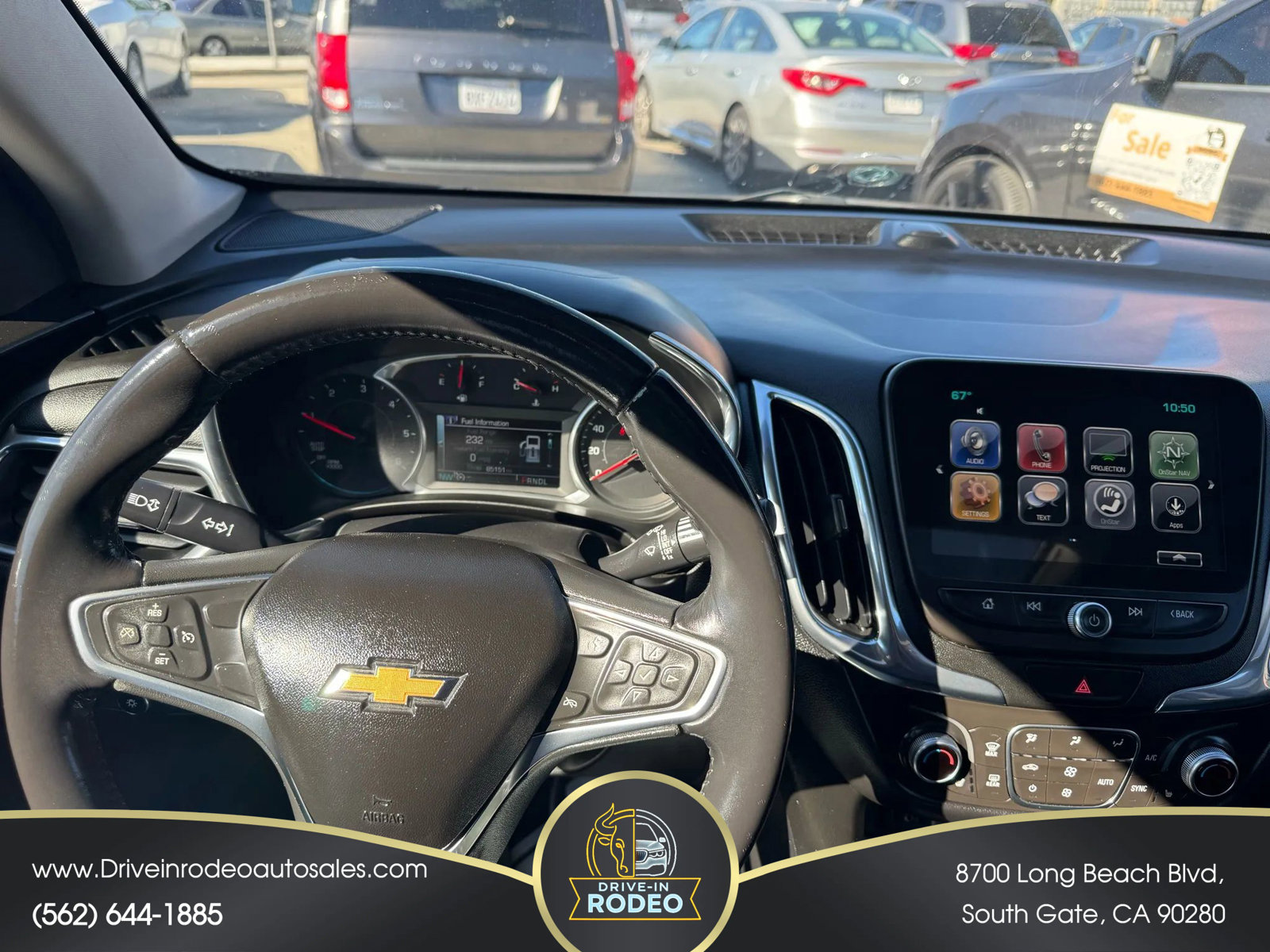 Used 2018 Chevrolet Equinox LT w/ Sun & Infotainment Package image 12