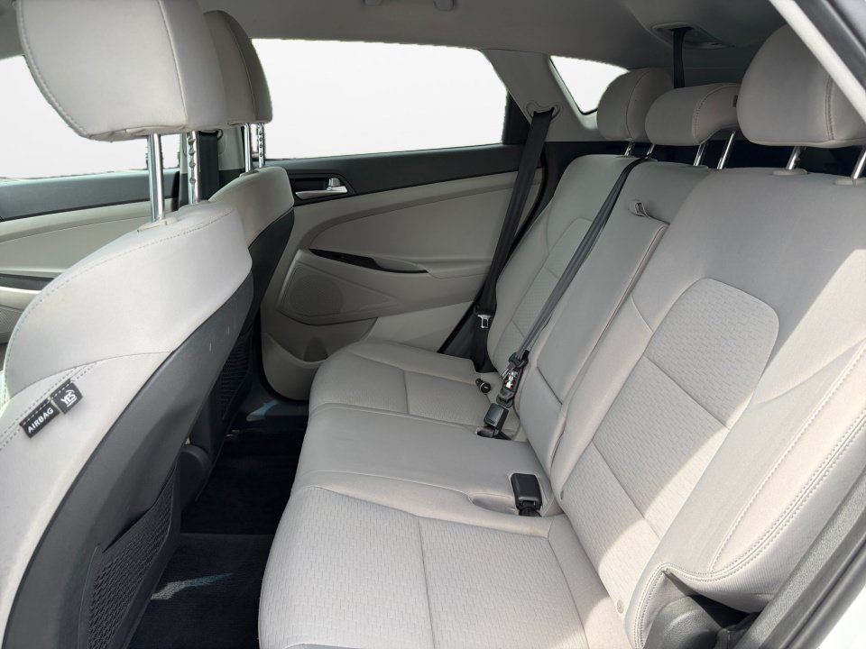Used 2020 Hyundai Tucson Value FWD image 16