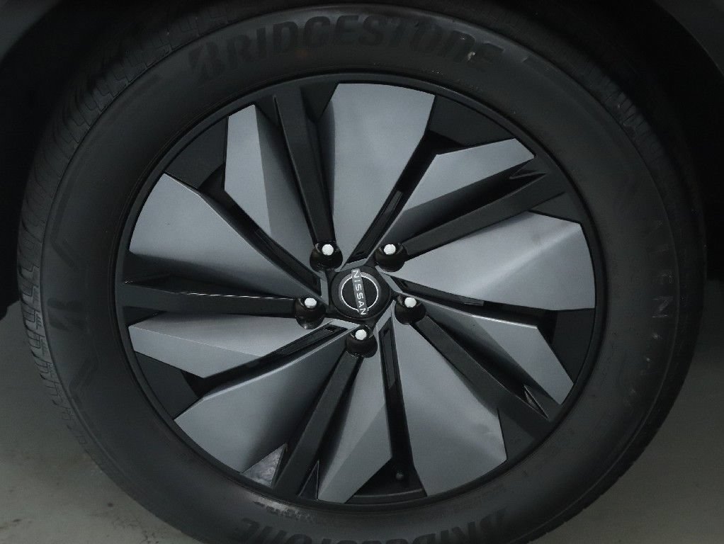 Certified 2023 Nissan Ariya FWD image 12