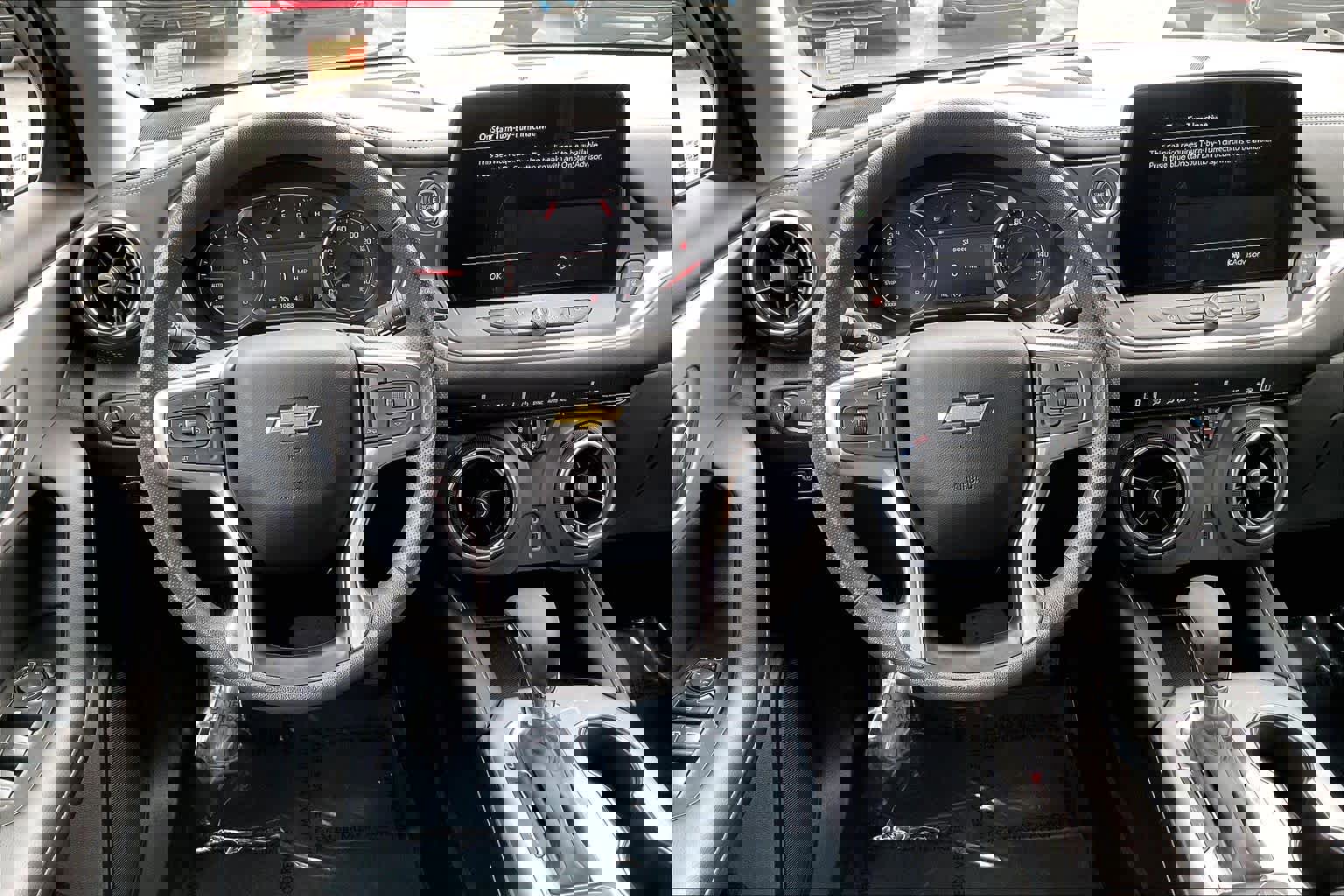 Used 2023 Chevrolet Blazer LT image 6