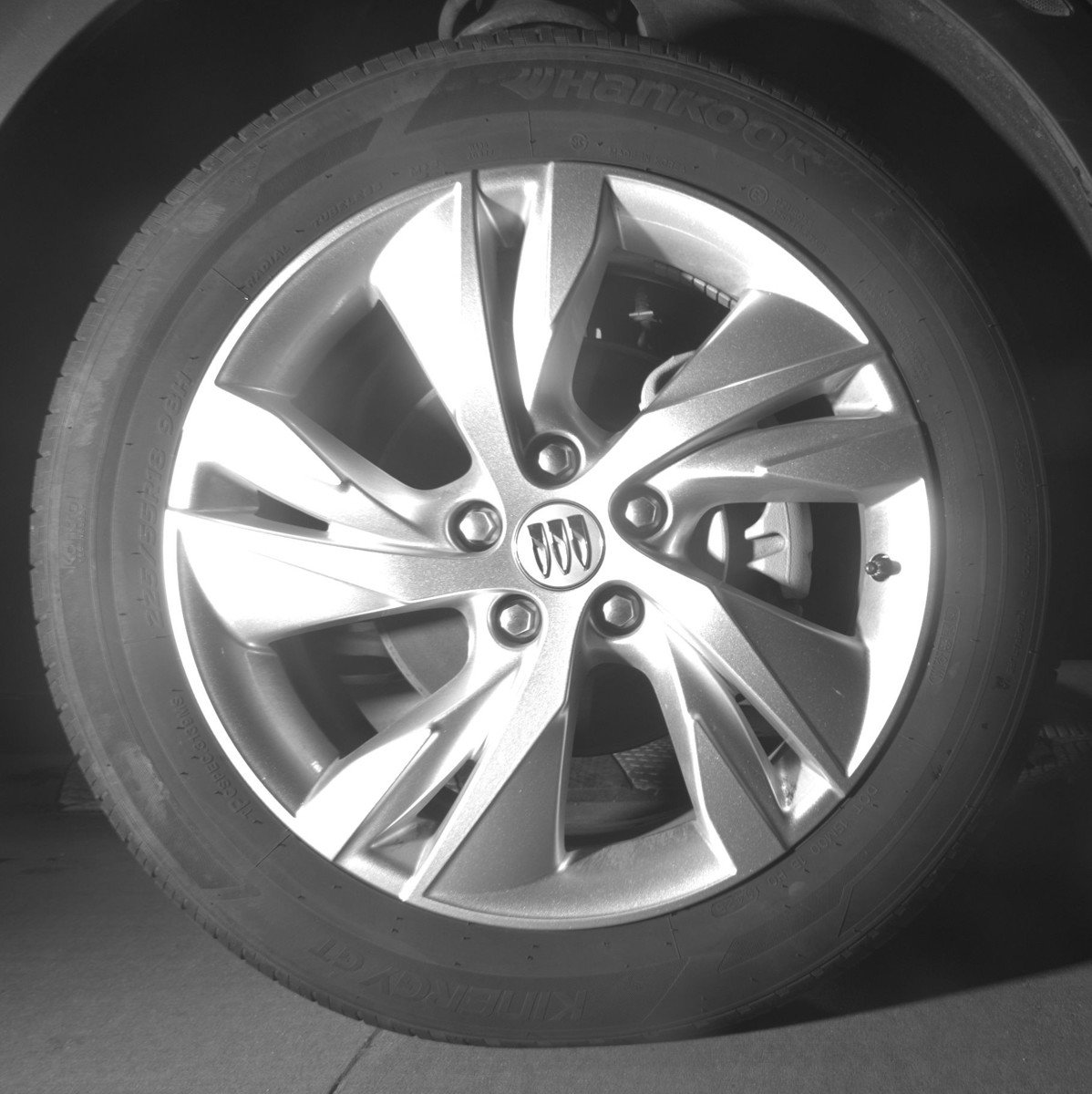 Used 2025 Buick Encore GX Preferred AWD/4WD image 13