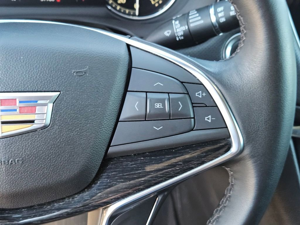 Used 2022 Cadillac XT5 Premium Luxury w/ LPO, Floor Liner Package FWD image 13