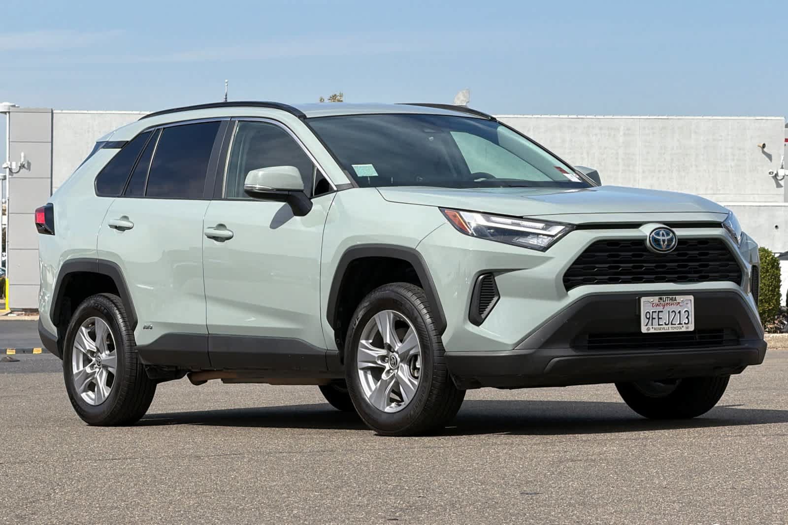 Certified 2023 Toyota RAV4 XLE AWD/4WD image 5