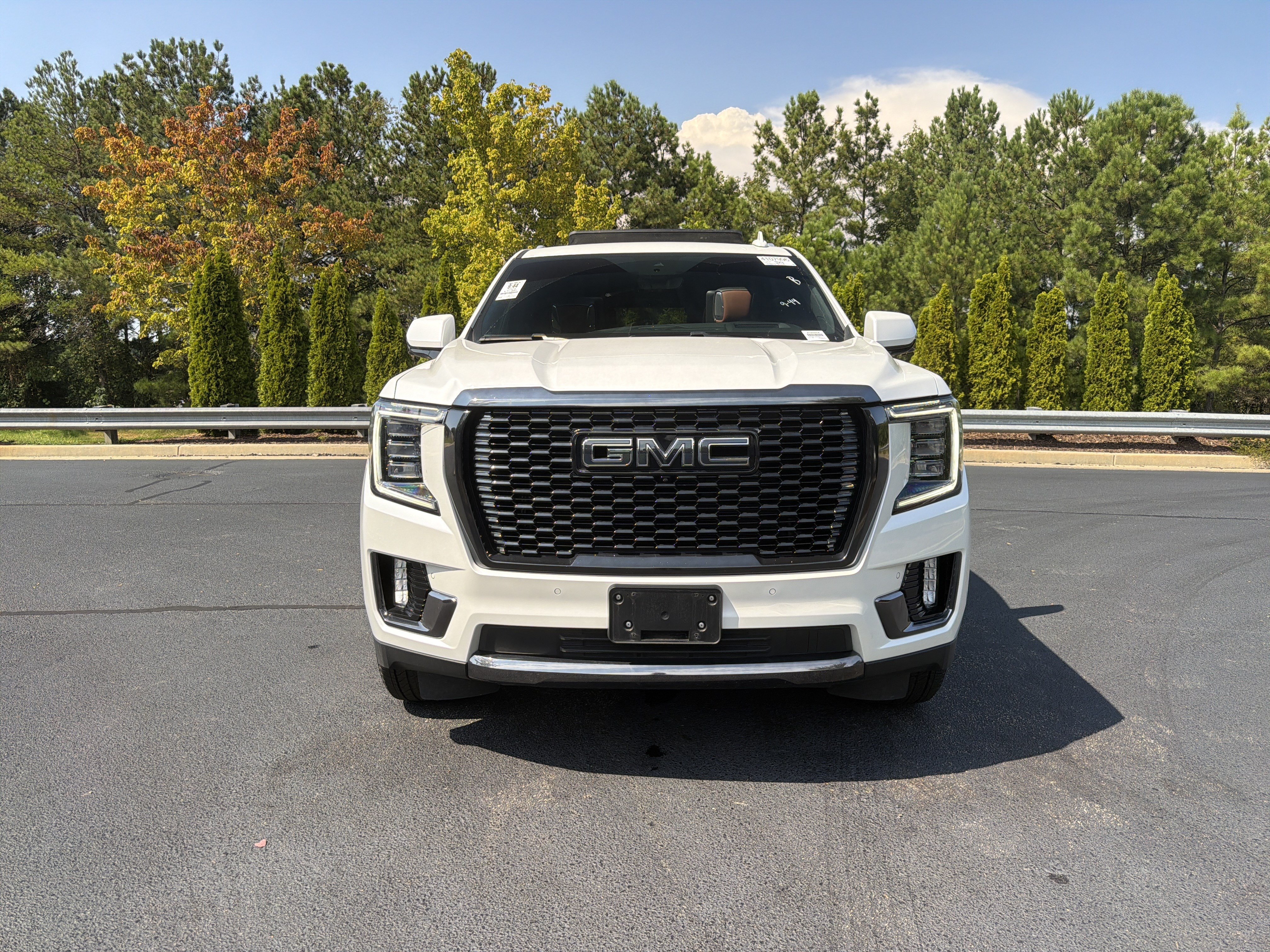 Used 2023 GMC Yukon Denali Ultimate AWD/4WD image 14
