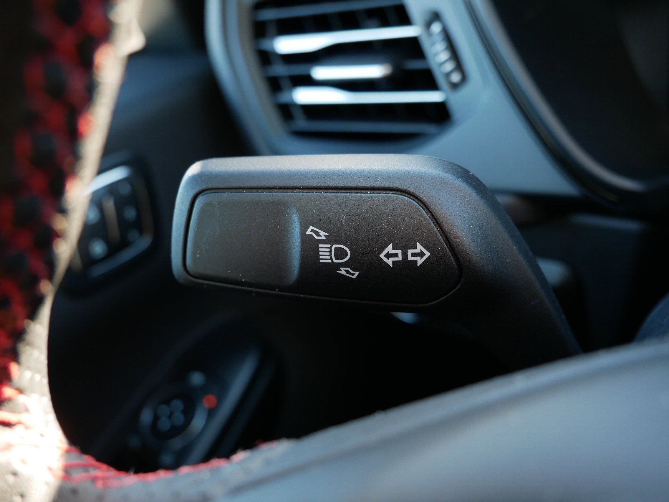 New 2025 Ford Escape ST-Line Elite w/ Tech Pack #2 image 32