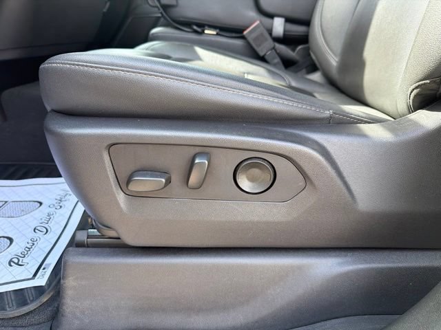 Certified 2024 Chevrolet Silverado 1500 LT AWD/4WD image 16
