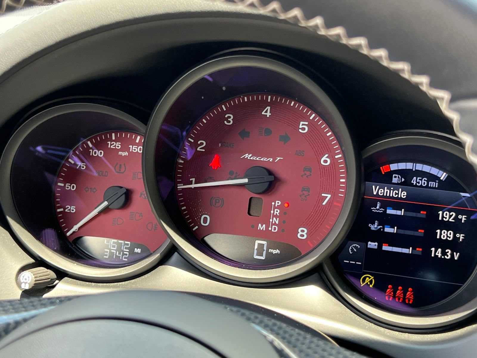 Certified 2026 Porsche Macan Turbo AWD/4WD image 29