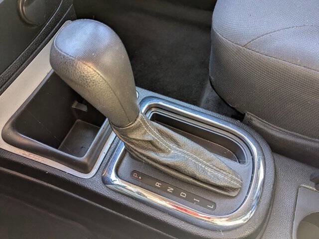 Used 2010 Chevrolet HHR LS image 22