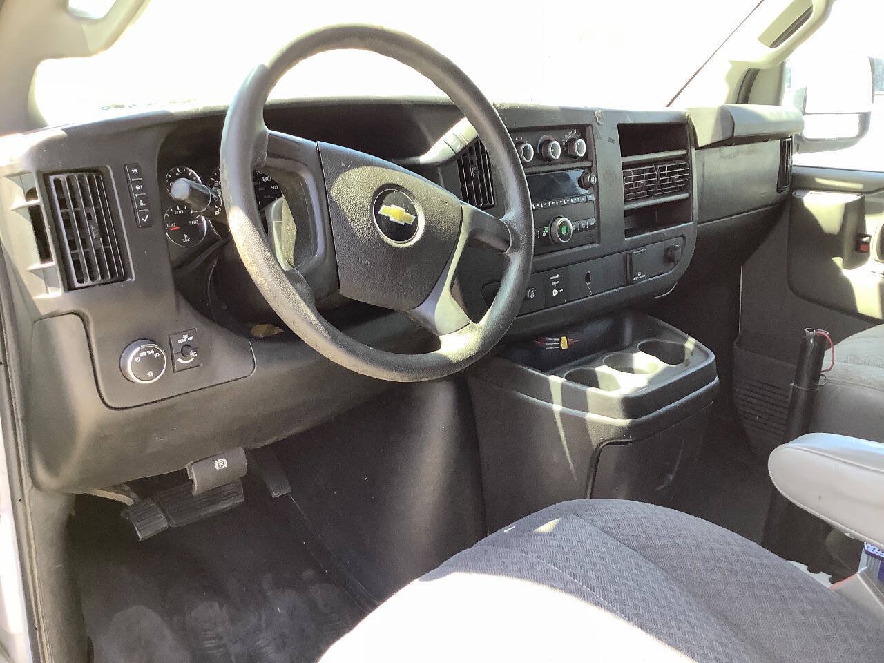 Used 2016 Chevrolet Express 2500 w/ Cold Climate Package RWD image 28