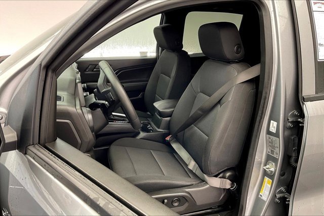 Used 2024 Chevrolet Colorado W/T w/ WT Convenience Package II image 17