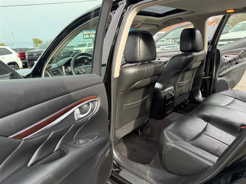 Used 2011 INFINITI M37 x w/ Premium Pkg AWD/4WD image 22