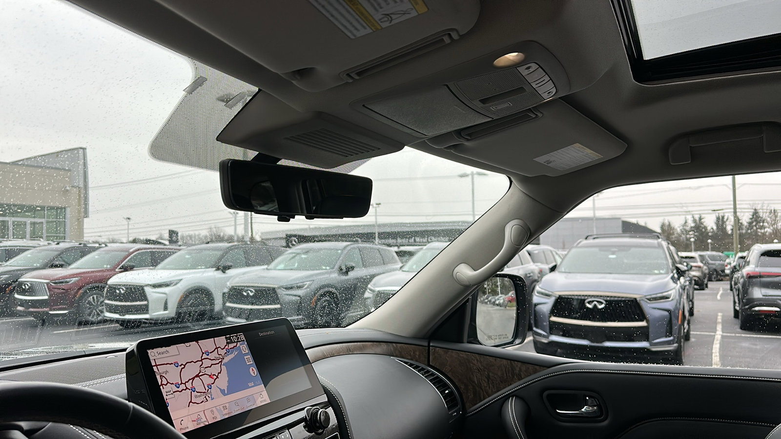 Certified 2024 INFINITI QX80 Premium Select w/ Cargo Package image 24