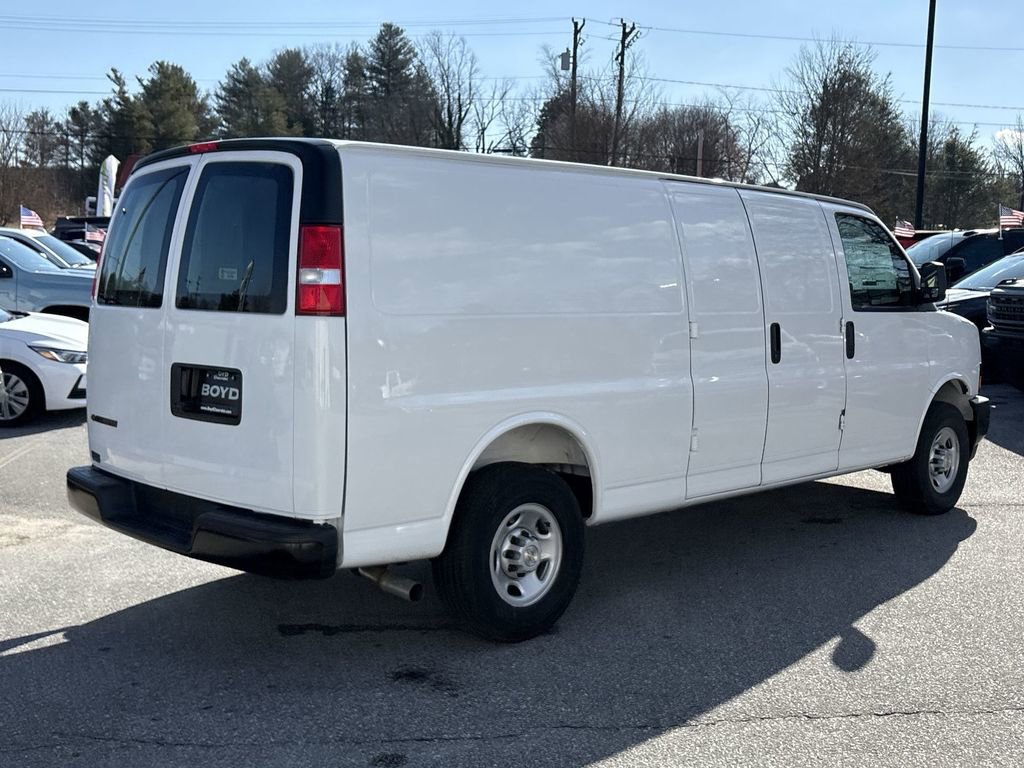 New 2025 Chevrolet Express 3500 Extended w/ Driver Convenience Package RWD image 9