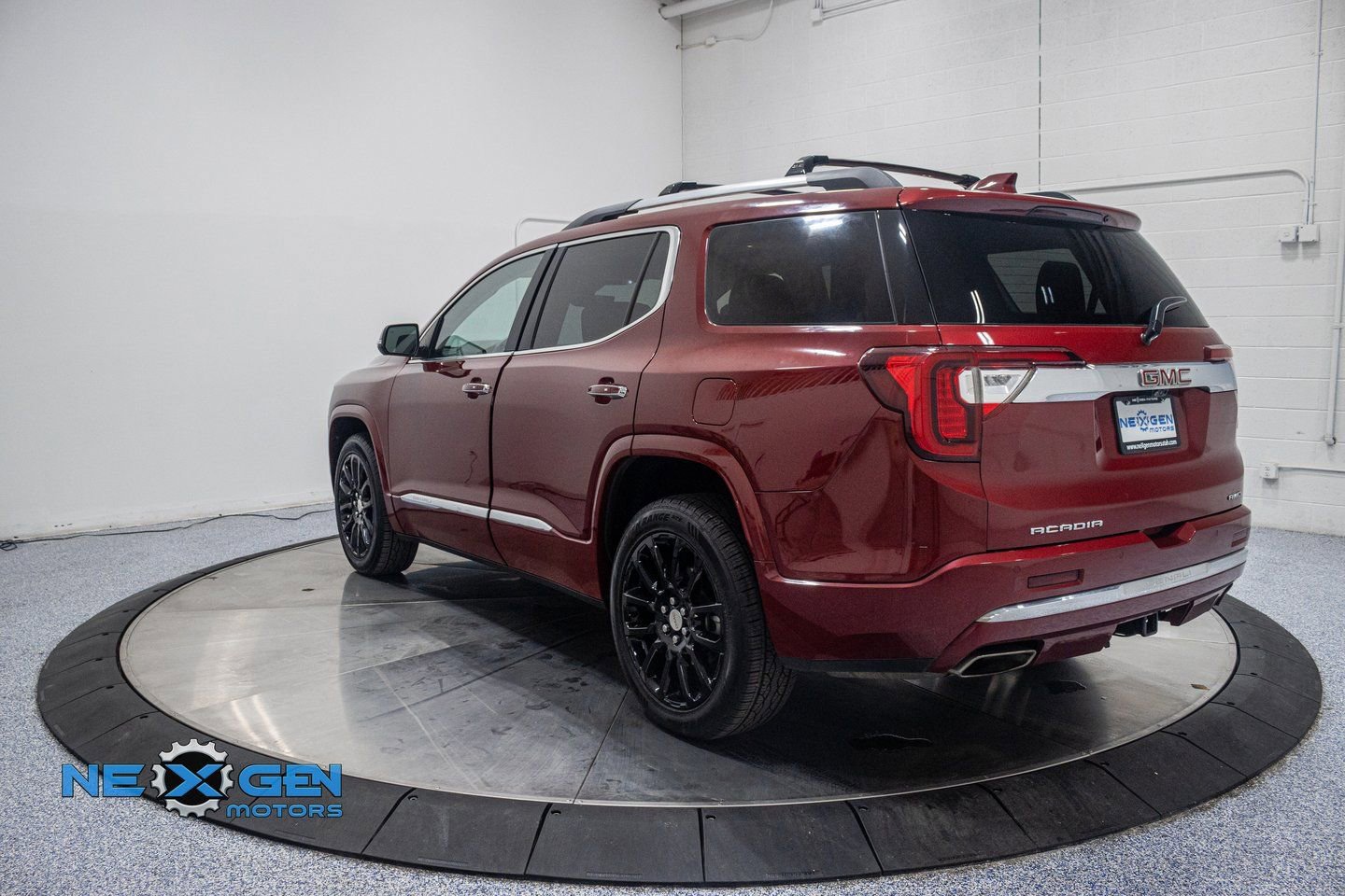 Used 2020 GMC Acadia Denali w/ Denali Ultimate Package image 5