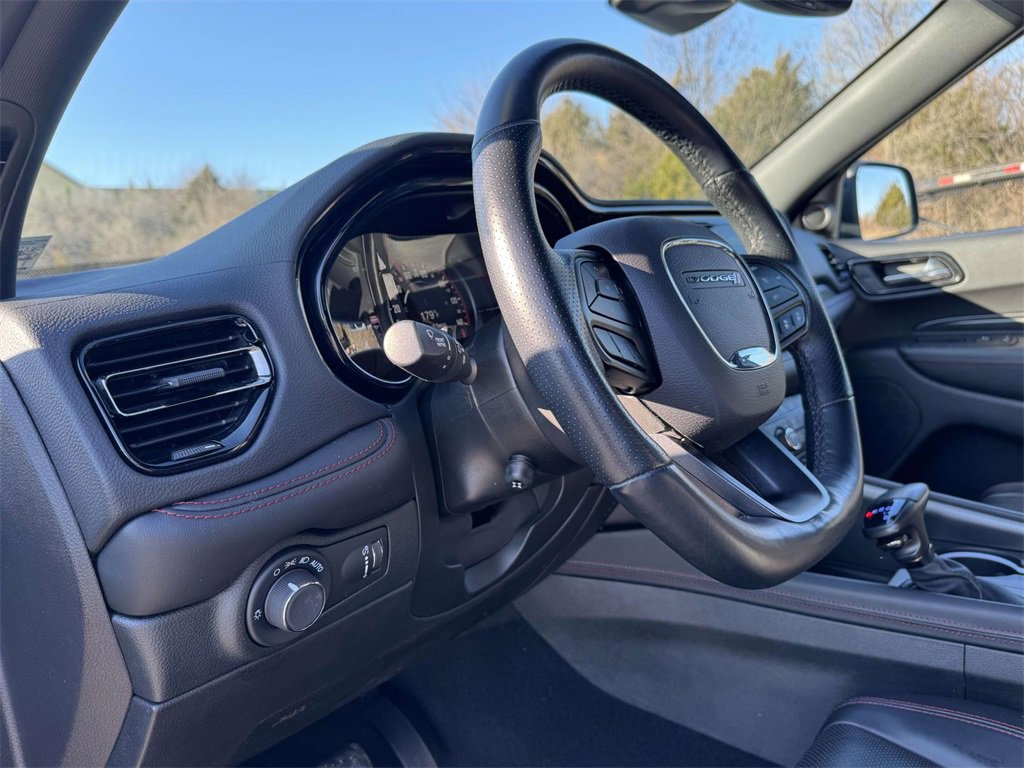 Used 2024 Dodge Durango GT image 2