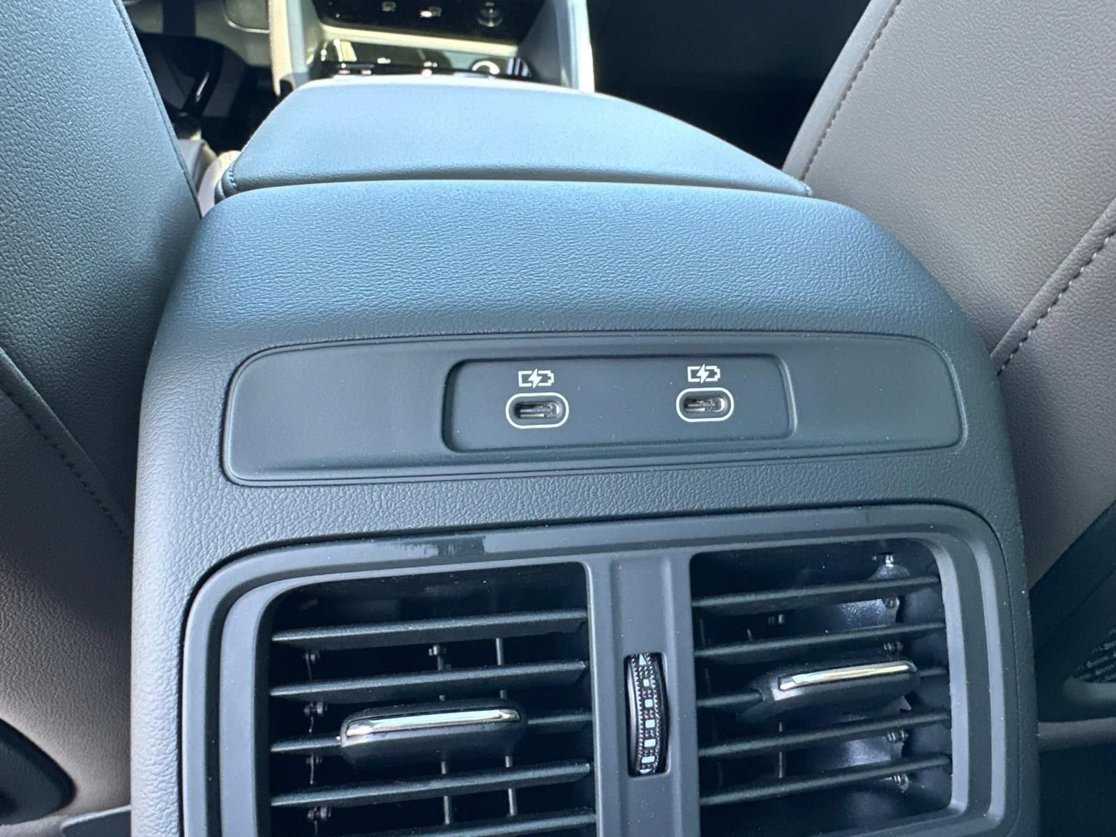 Used 2025 Audi Q5 Premium Plus w/ Premium Plus AWD/4WD image 31