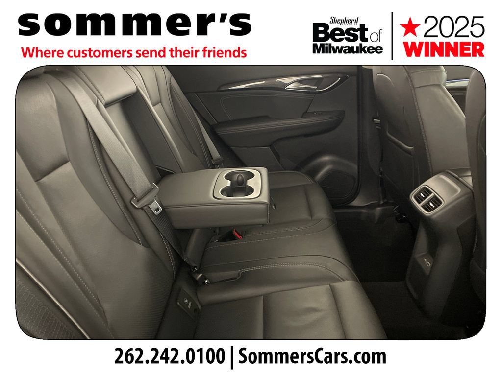 Used 2023 Buick Envision Essence AWD/4WD image 25