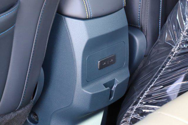 New 2025 Ford Maverick Lobo AWD/4WD image 21