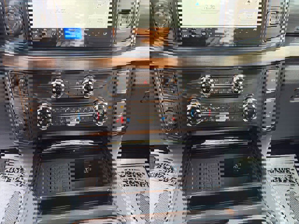 New 2026 Ford F350 Lariat w/ Black Appearance Package image 18