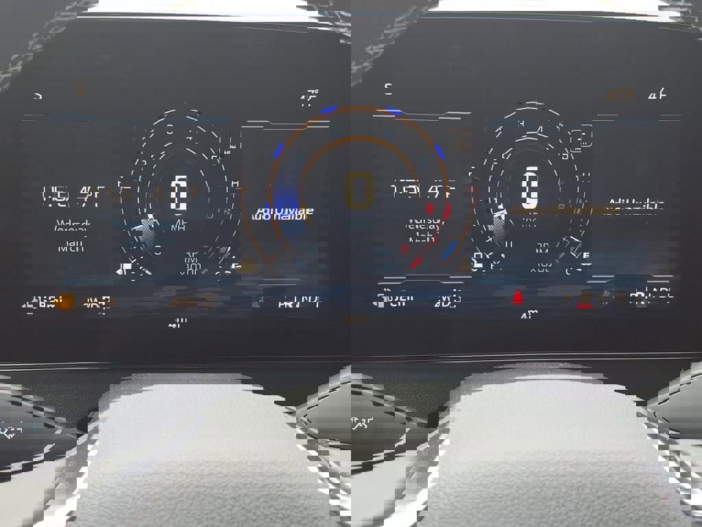 New 2026 Chevrolet Traverse LT w/ Driver Confidence Package AWD/4WD image 24