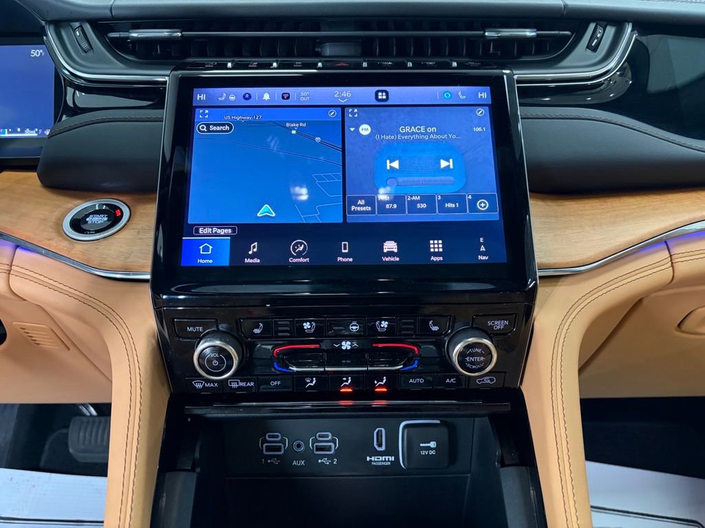 Used 2024 Jeep Grand Cherokee L Summit AWD/4WD image 15