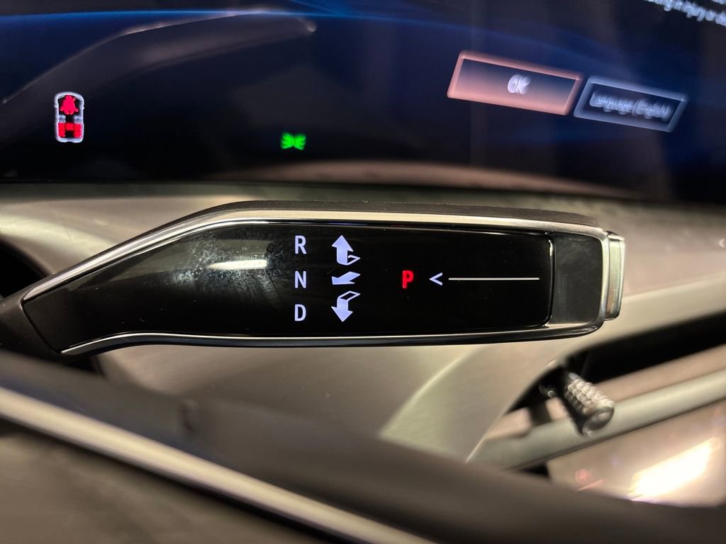 New 2026 Cadillac Vistiq Luxury image 36