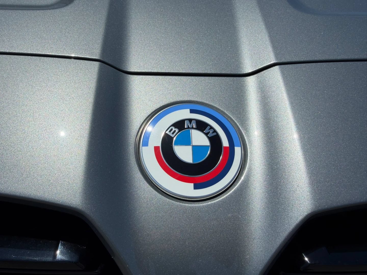 Used 2023 BMW M4 Competition w/ M Carbon Exterior Package RWD image 9