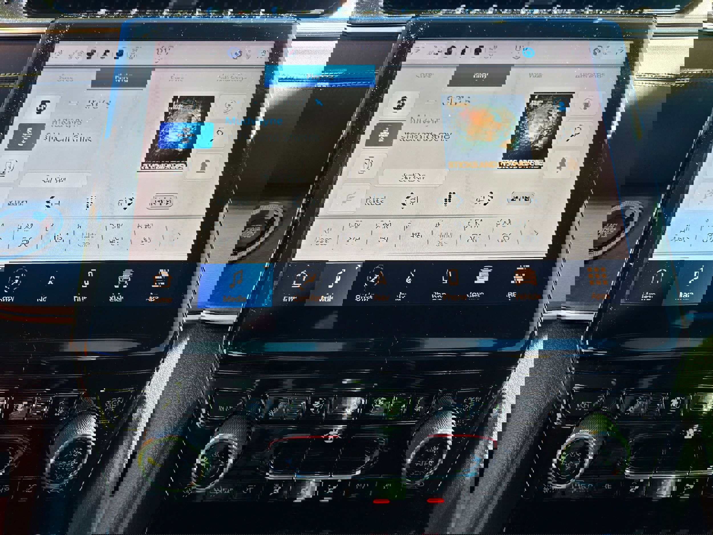 Used 2022 Jeep Grand Cherokee L Overland image 21