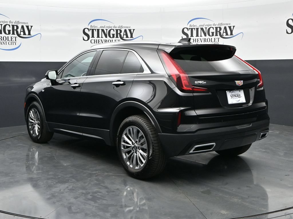 Used 2024 Cadillac XT4 Premium Luxury FWD image 5