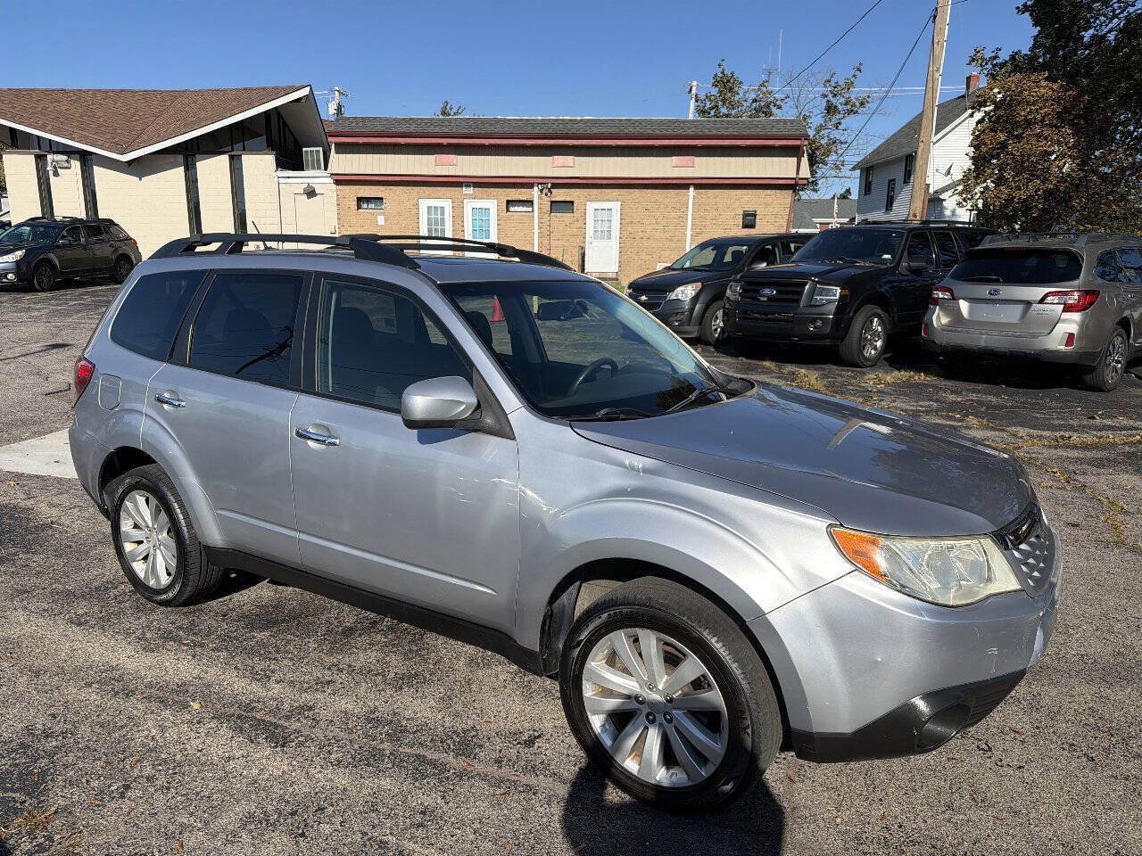 Used 2013 Subaru Forester 2.5X Limited AWD/4WD image 3