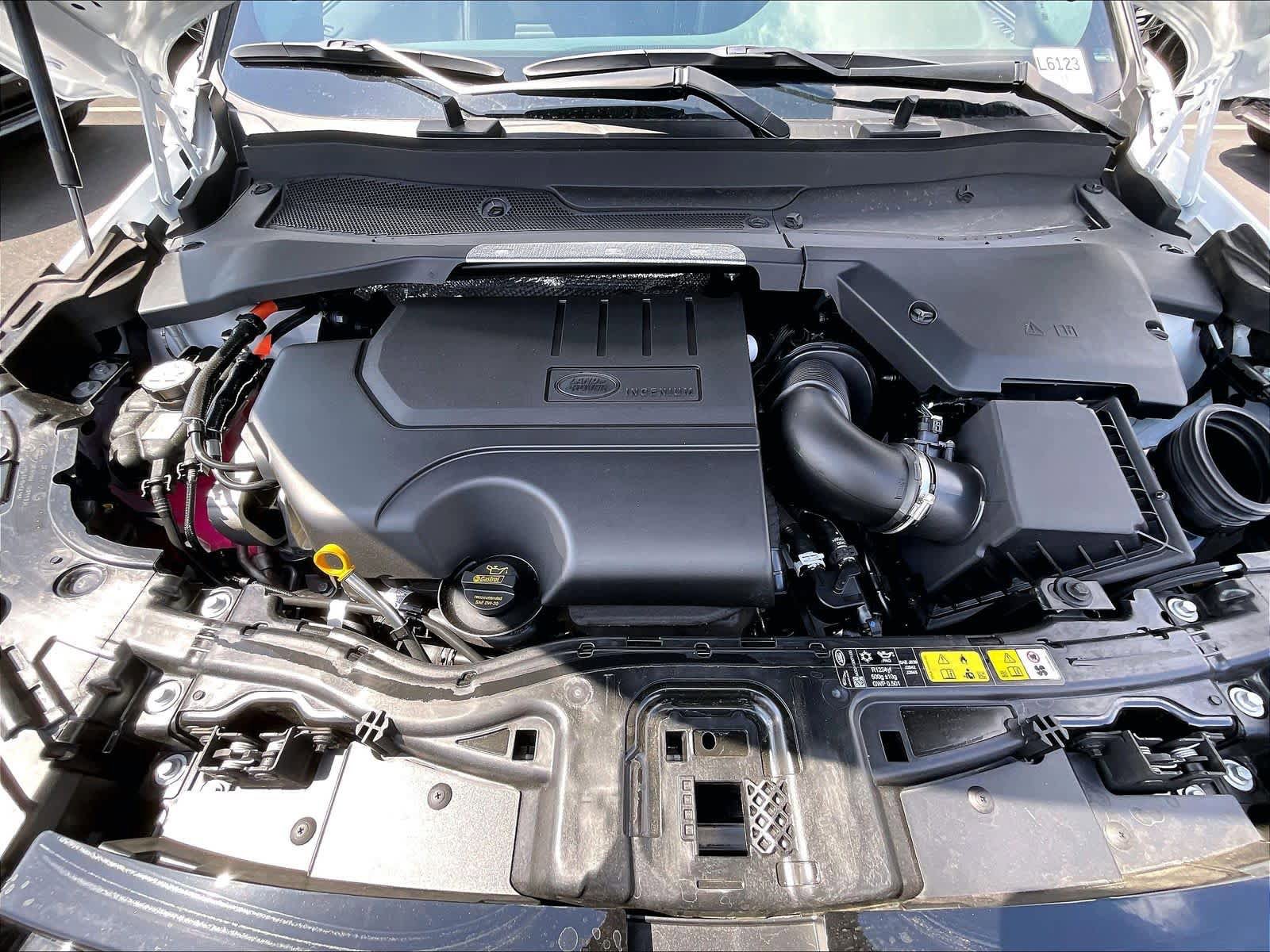 New 2026 Land Rover Discovery Sport Landmark AWD/4WD image 13