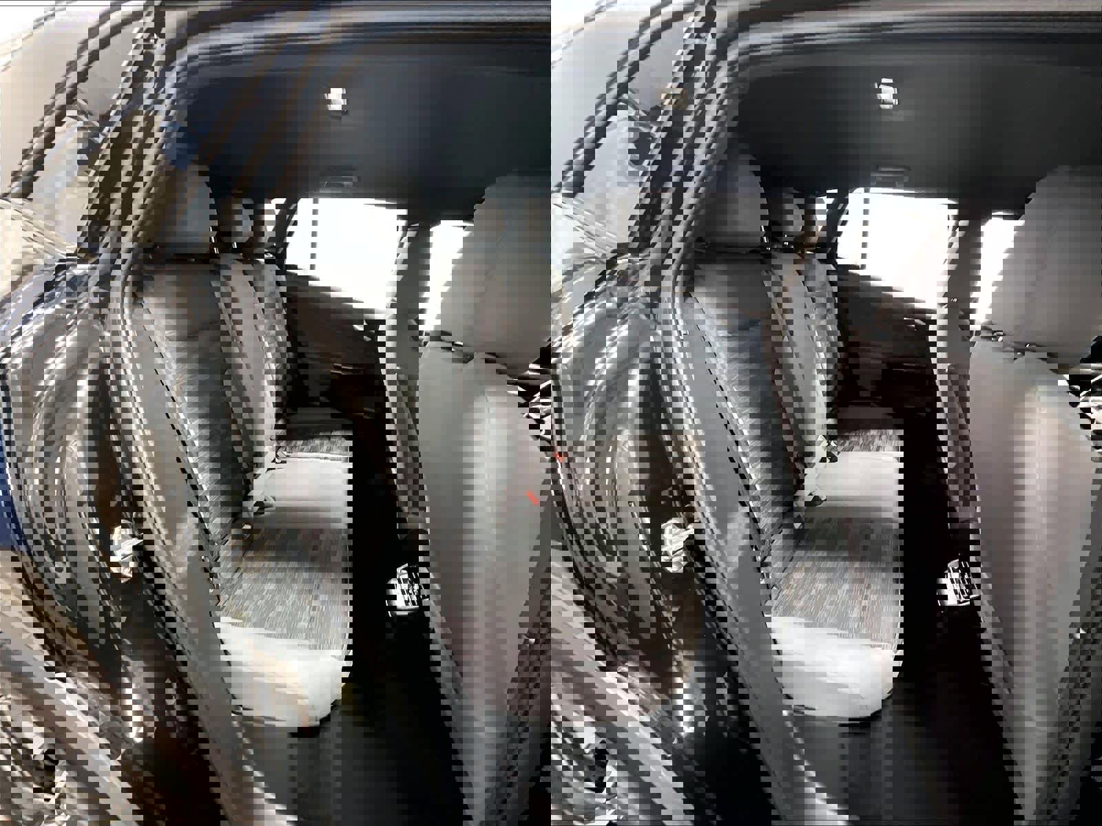 Used 2021 Volkswagen ID.4 Pro w/ ID.4 Protection Package image 16