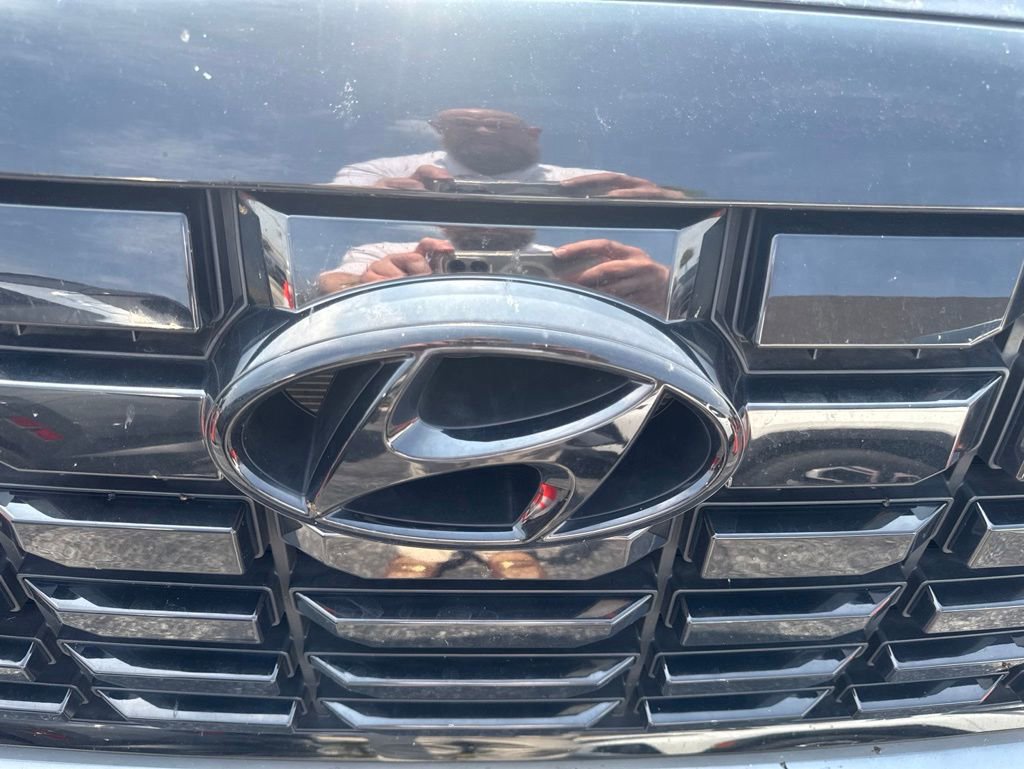 Used 2023 Hyundai Palisade SEL FWD image 3