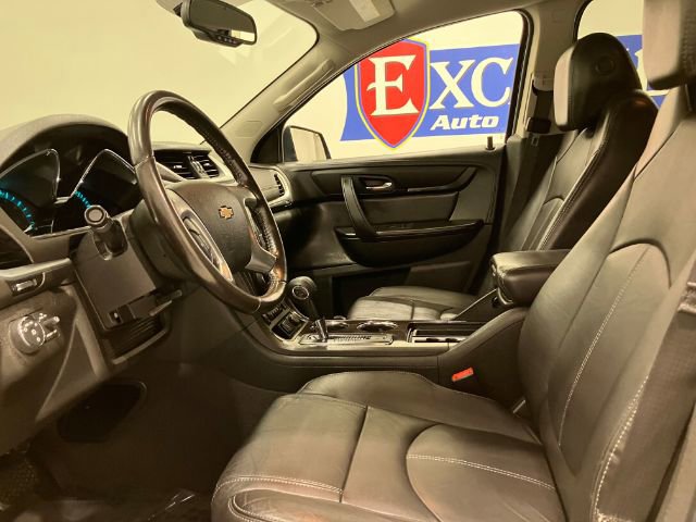 Used 2017 Chevrolet Traverse LT image 20