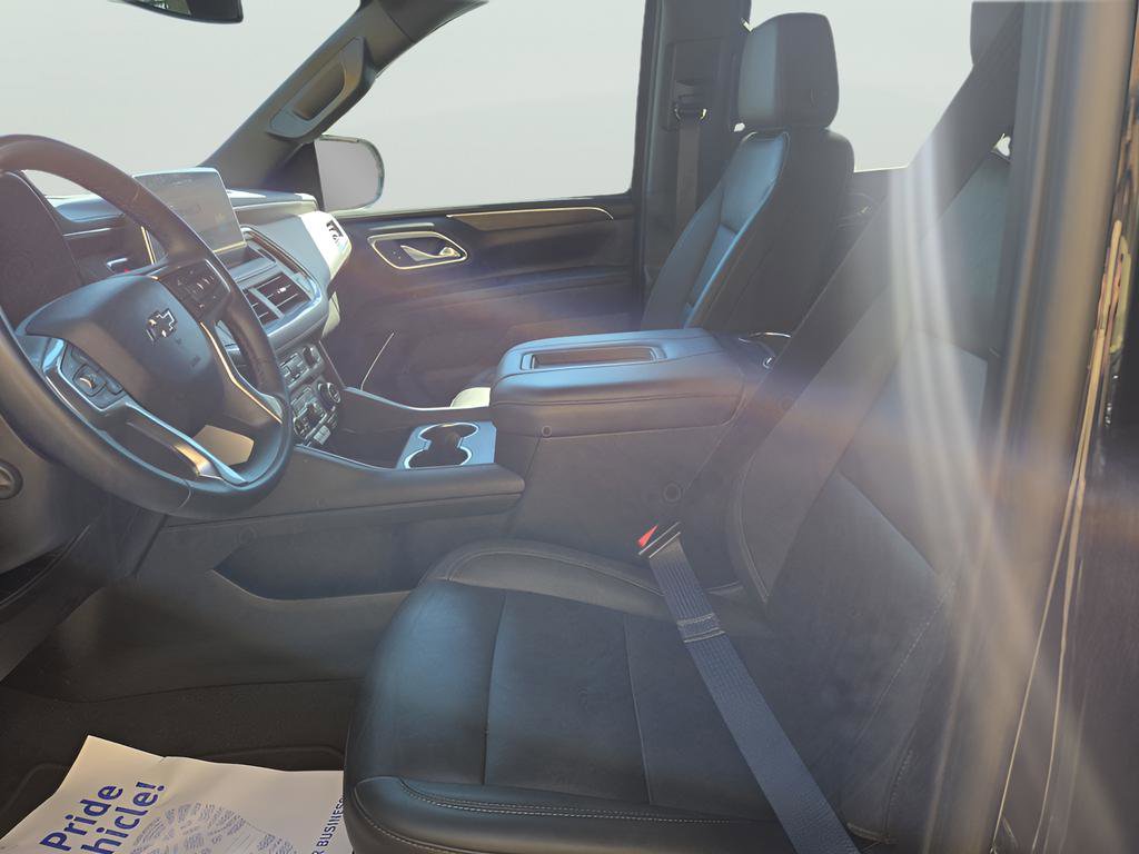 Used 2023 Chevrolet Suburban Z71 w/ Luxury Package image 24