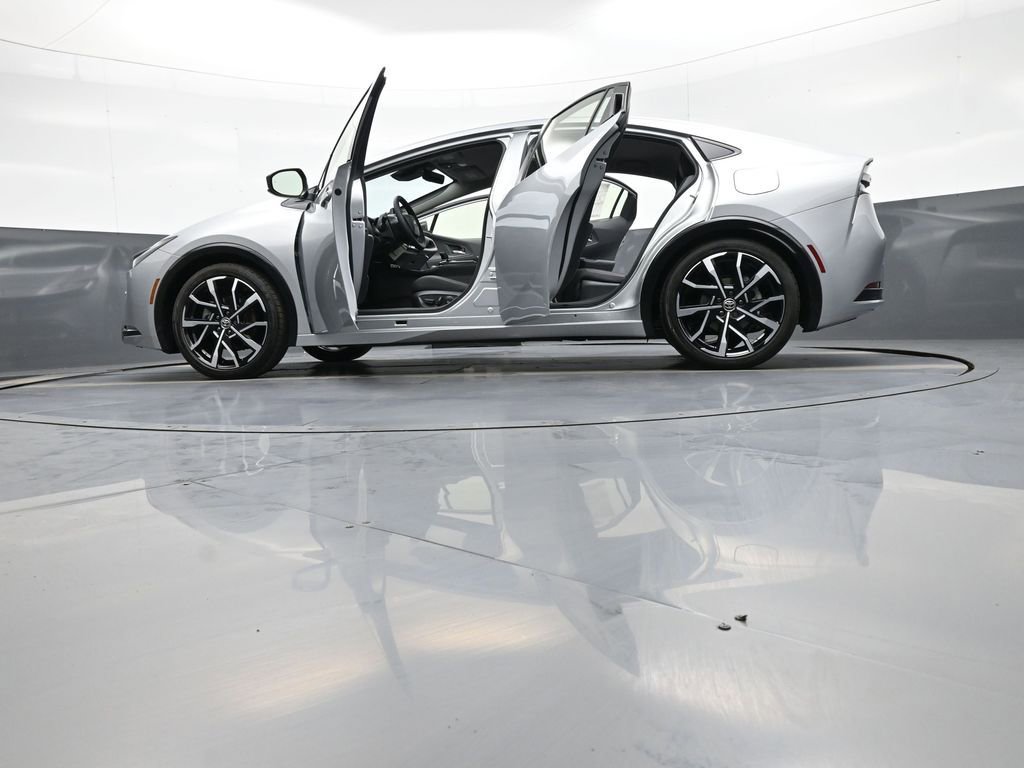 New 2026 Toyota Prius Plug-In Hybrid FWD image 49