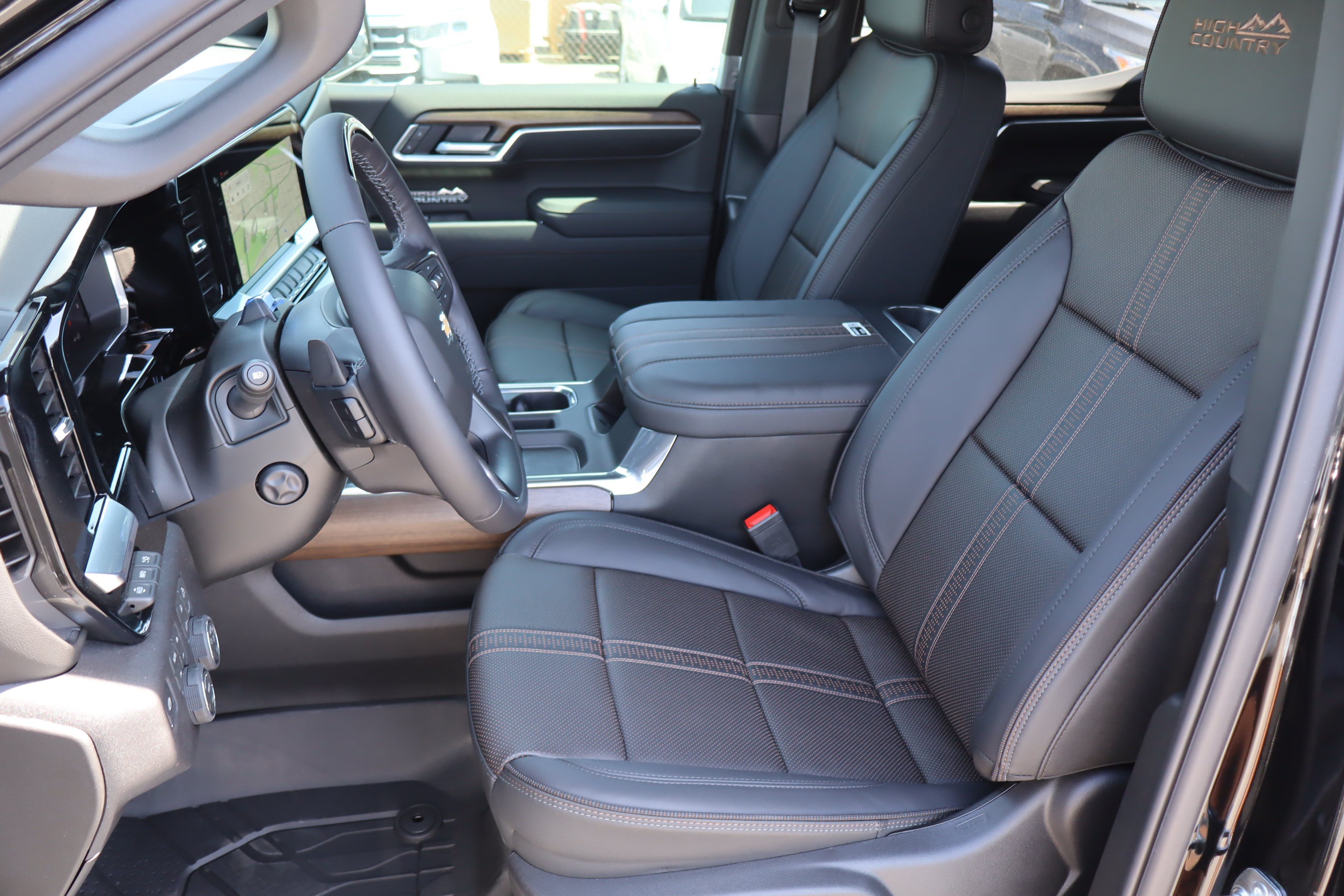 New 2026 Chevrolet Silverado 1500 High Country w/ High Country Premium Package AWD/4WD image 13