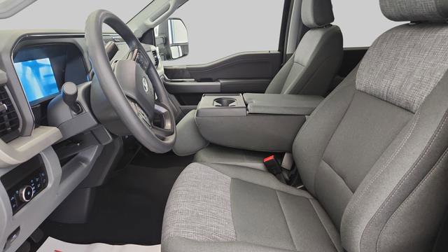 New 2026 Ford F250 XLT w/ XLT Premium Package AWD/4WD image 10