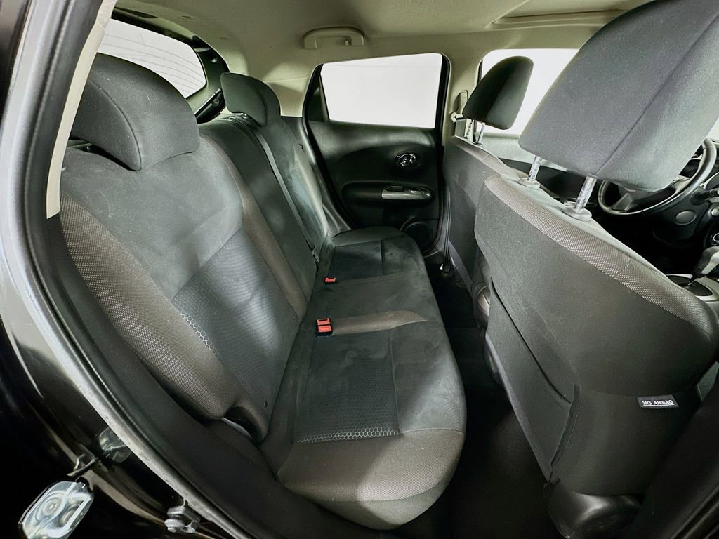 Used 2015 Nissan Juke SV image 32