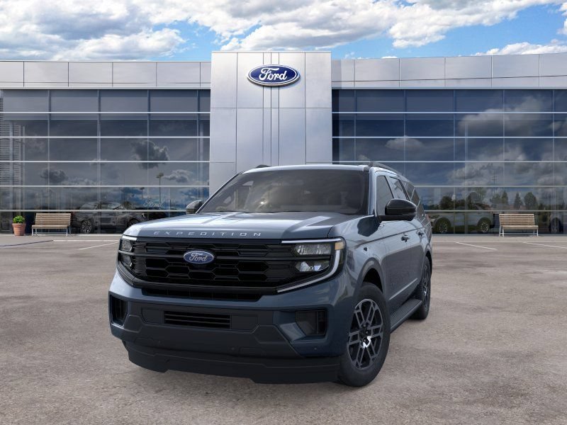 New 2026 Ford Expedition Active RWD image 2