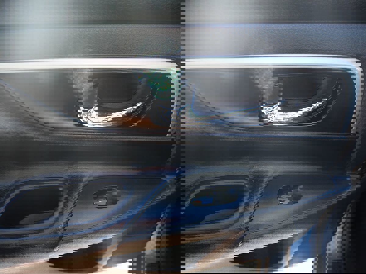 Used 2017 Nissan Altima 2.5 SL w/ Moonroof Package image 23