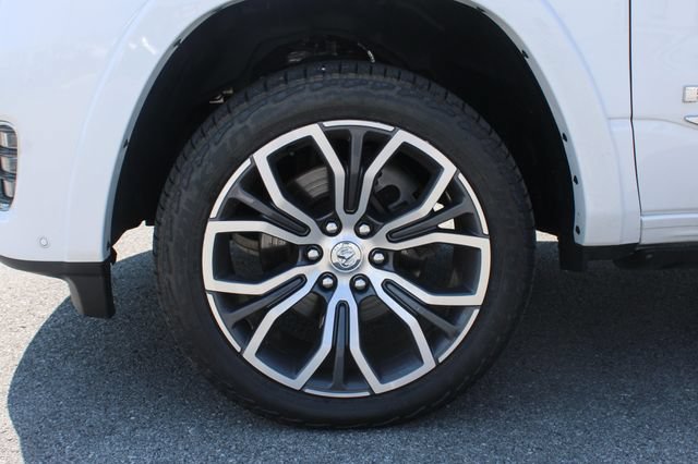 Used 2025 RAM 1500 Tungsten w/ Off Road Group AWD/4WD image 35