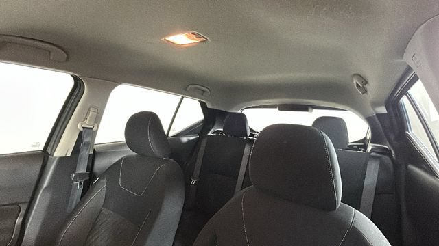 Used 2023 Nissan Kicks SV FWD image 12
