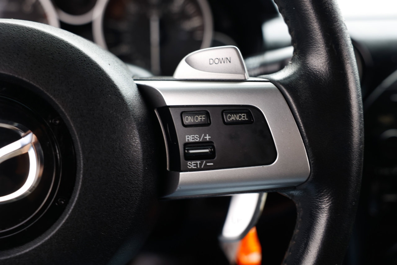 Used 2008 MAZDA MX-5 Miata Touring image 21