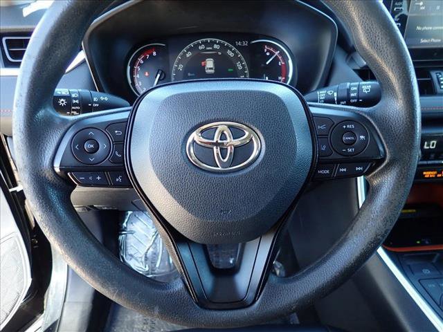 Used 2019 Toyota RAV4 Adventure AWD/4WD image 15