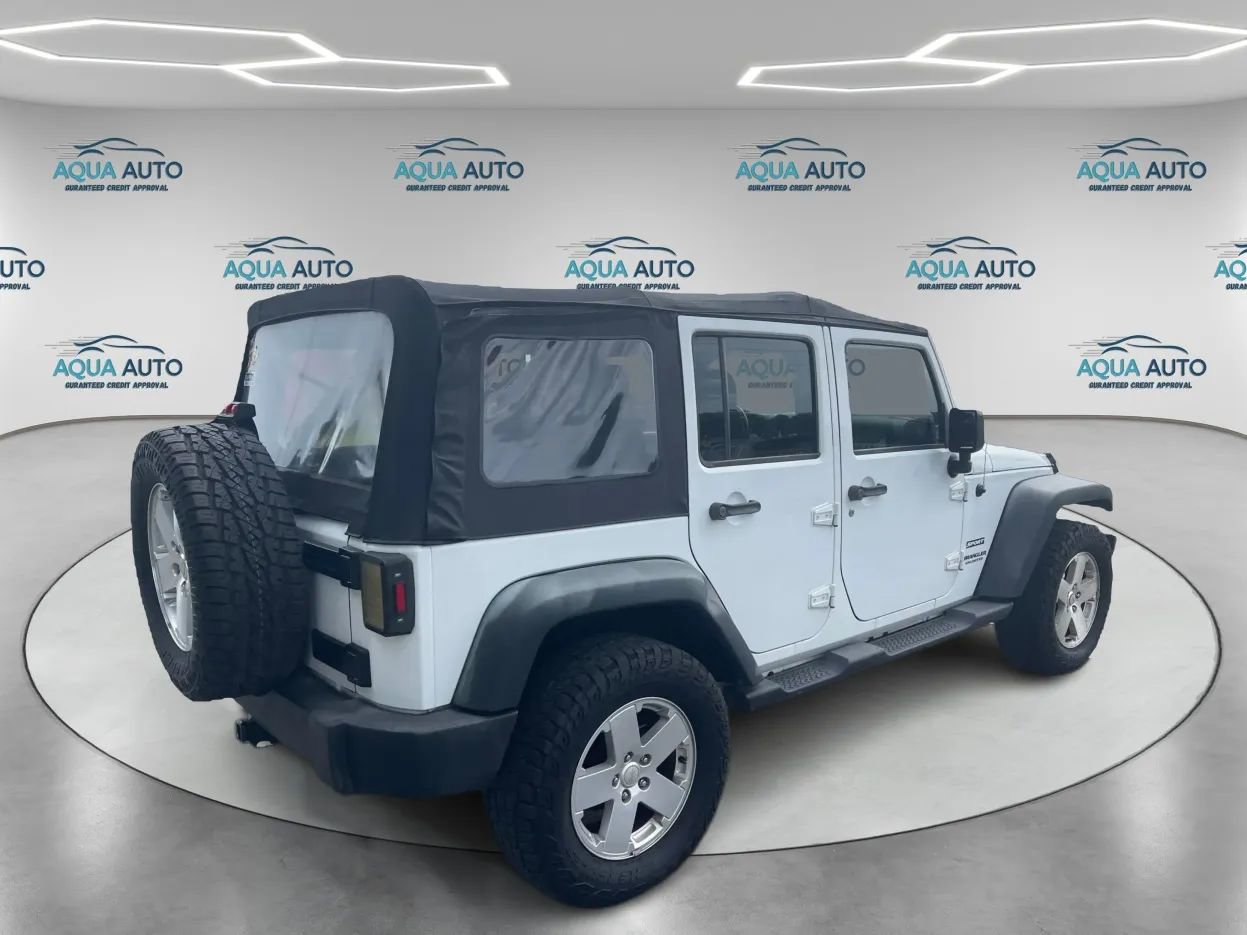 Used 2015 Jeep Wrangler Unlimited Sport AWD/4WD image 6