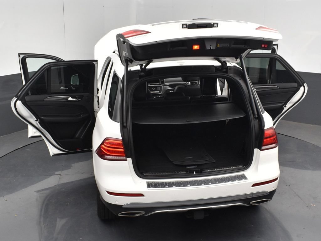 Used 2019 Mercedes-Benz GLE 400 4MATIC w/ Premium 1 Package image 6