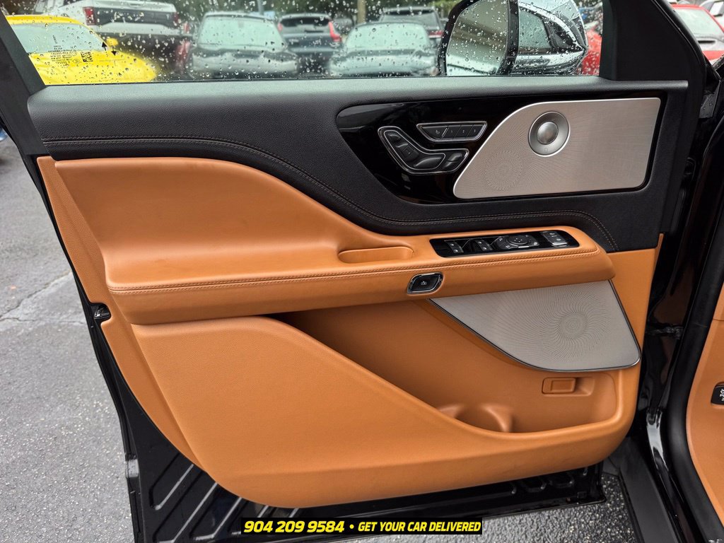 Used 2020 Lincoln Aviator Black Label w/ Dynamic Handling Package AWD/4WD image 22