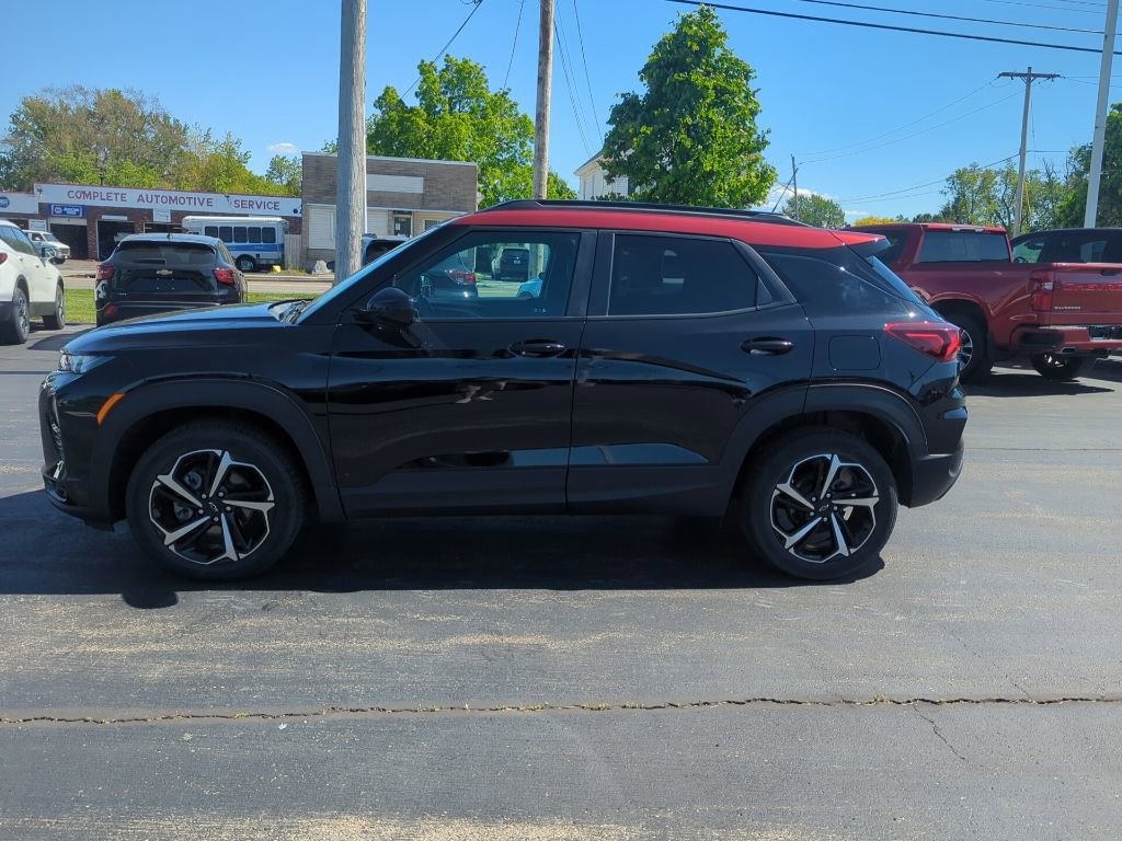 Certified 2022 Chevrolet TrailBlazer RS w/ Technology Package AWD/4WD image 5