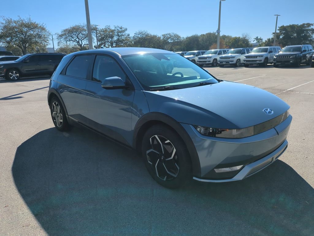 Used 2022 Hyundai Ioniq 5 SE w/ Cargo Package image 2